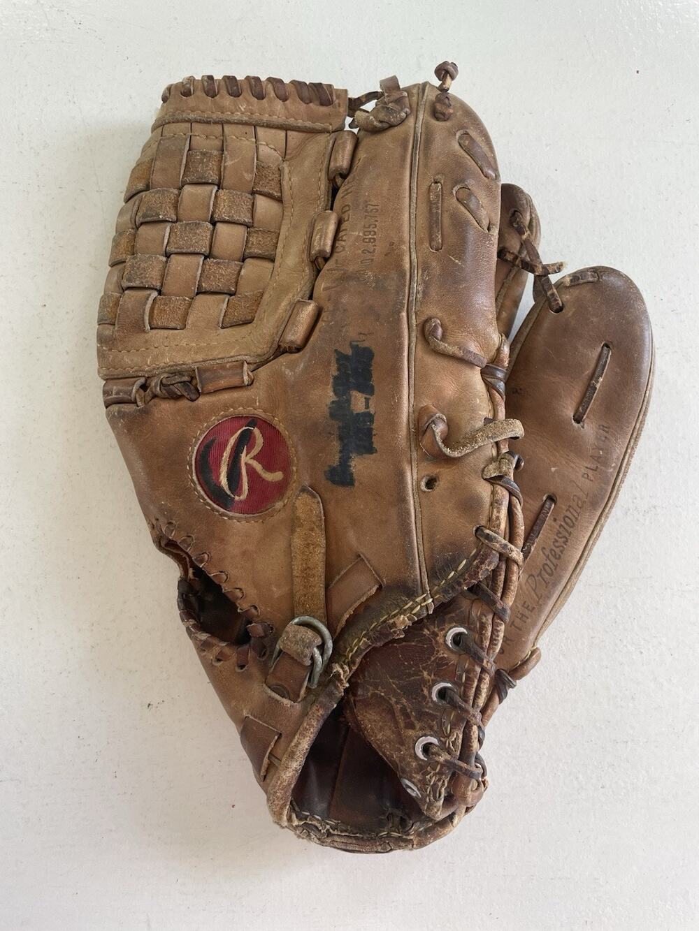 Rawlings XFG 6 Heart of the Hide Professional 11.5inch Baseball Glove RHT